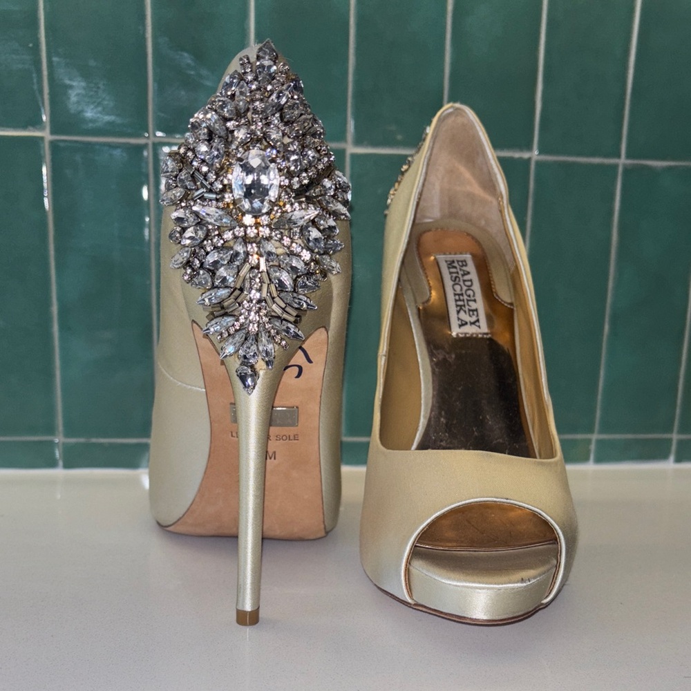 Badgley Mischka Gold Crystal Embellished Heels